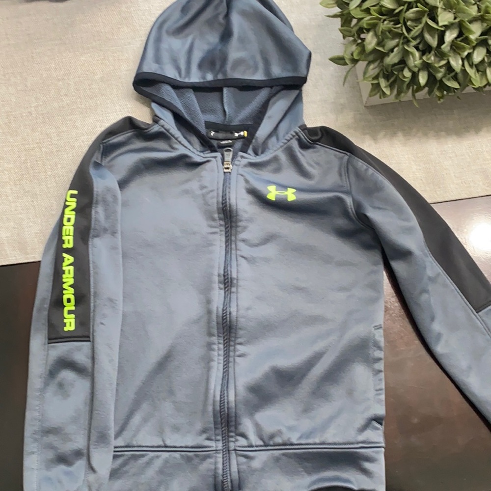 Little boys Under Armour zip up hoodie